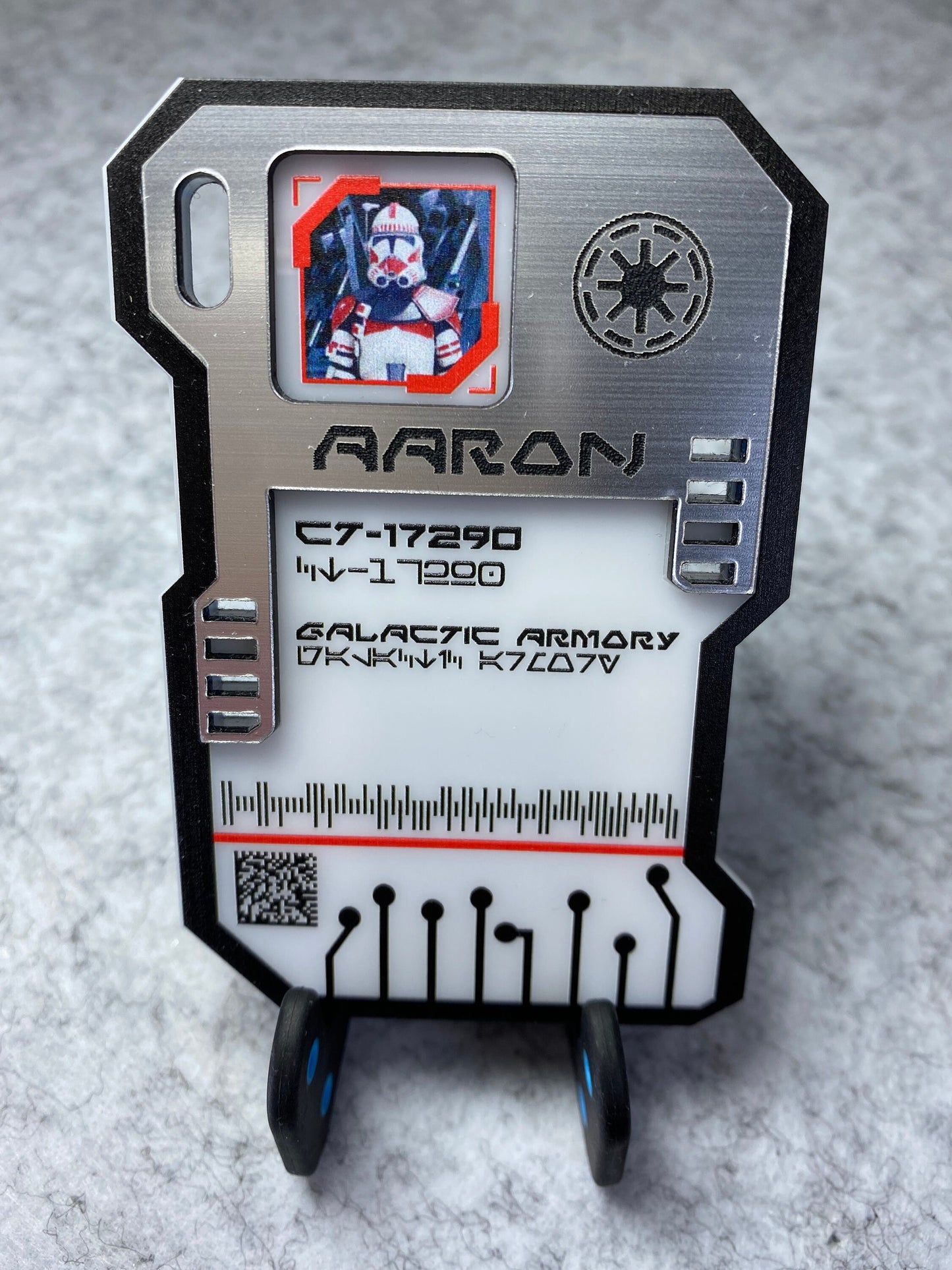 Premium Star Wars Galaxy's Edge NFC ID Card - Batuu Cosplay Original - Star Wars Cosplay - NFC Enabled (White/Black)